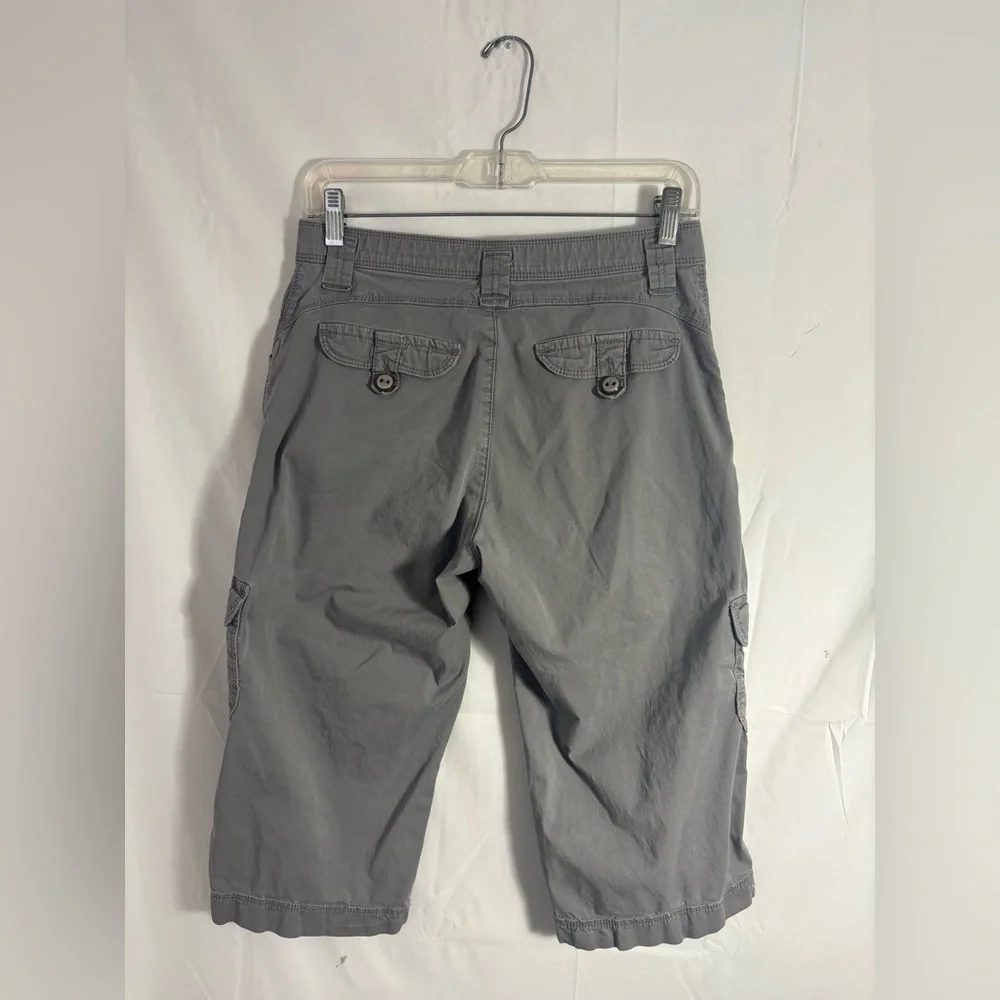 Gray Granola Grunge Mid Rise Wide Leg Baggy Capri Cargo Pants Size S-M - Picture 3 of 16